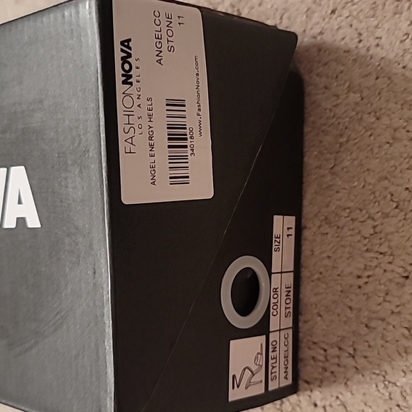 HP 🥳 NIB ankle strap mules 💛 - Picture 5 of 14